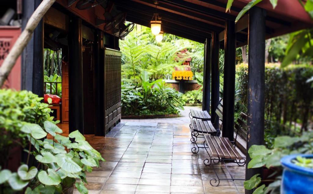 Silom Studios Bangkok Eksteriør bilde