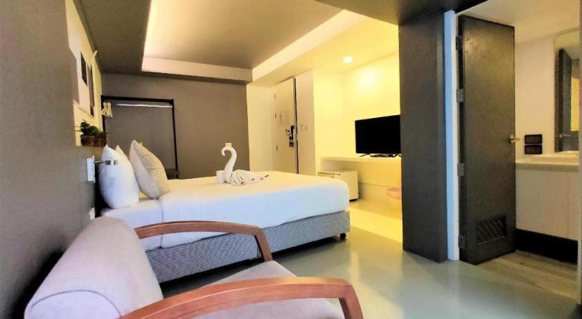 Silom Studios Bangkok Eksteriør bilde
