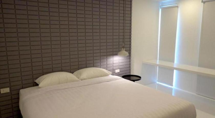 Silom Studios Bangkok Eksteriør bilde